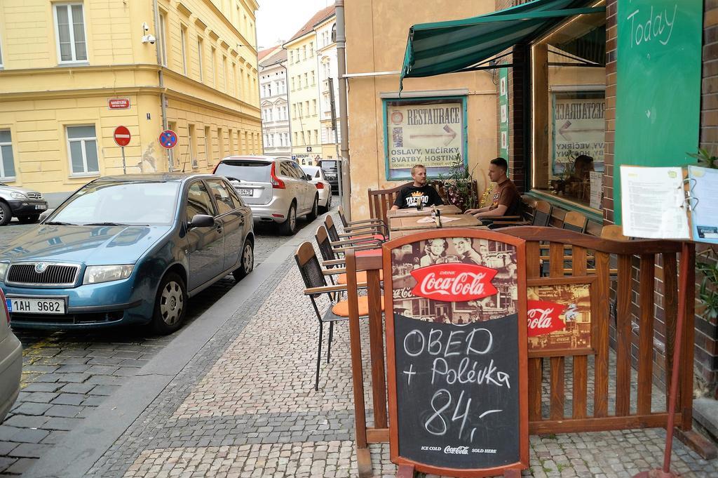 Art Apartments Celakovskeho Sady, Prague